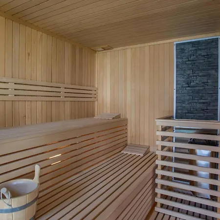 Elegant Istria 18m Private Pool Novica Platinum 4 Bedrooms Jacuzzi Sauna And Gym Villa