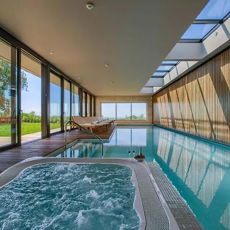Villa Elegant Istria 18m Private Pool Novica Platinum 4 Bedrooms Jacuzzi Sauna And Gym *