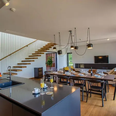 Elegant Istria 18m Private Pool Novica Platinum 4 Bedrooms Jacuzzi Sauna And Gym Villa Jasenovica