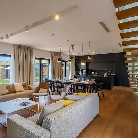 Elegant Istria 18m Private Pool Novica Platinum 4 Bedrooms Jacuzzi Sauna And Gym Jasenovica